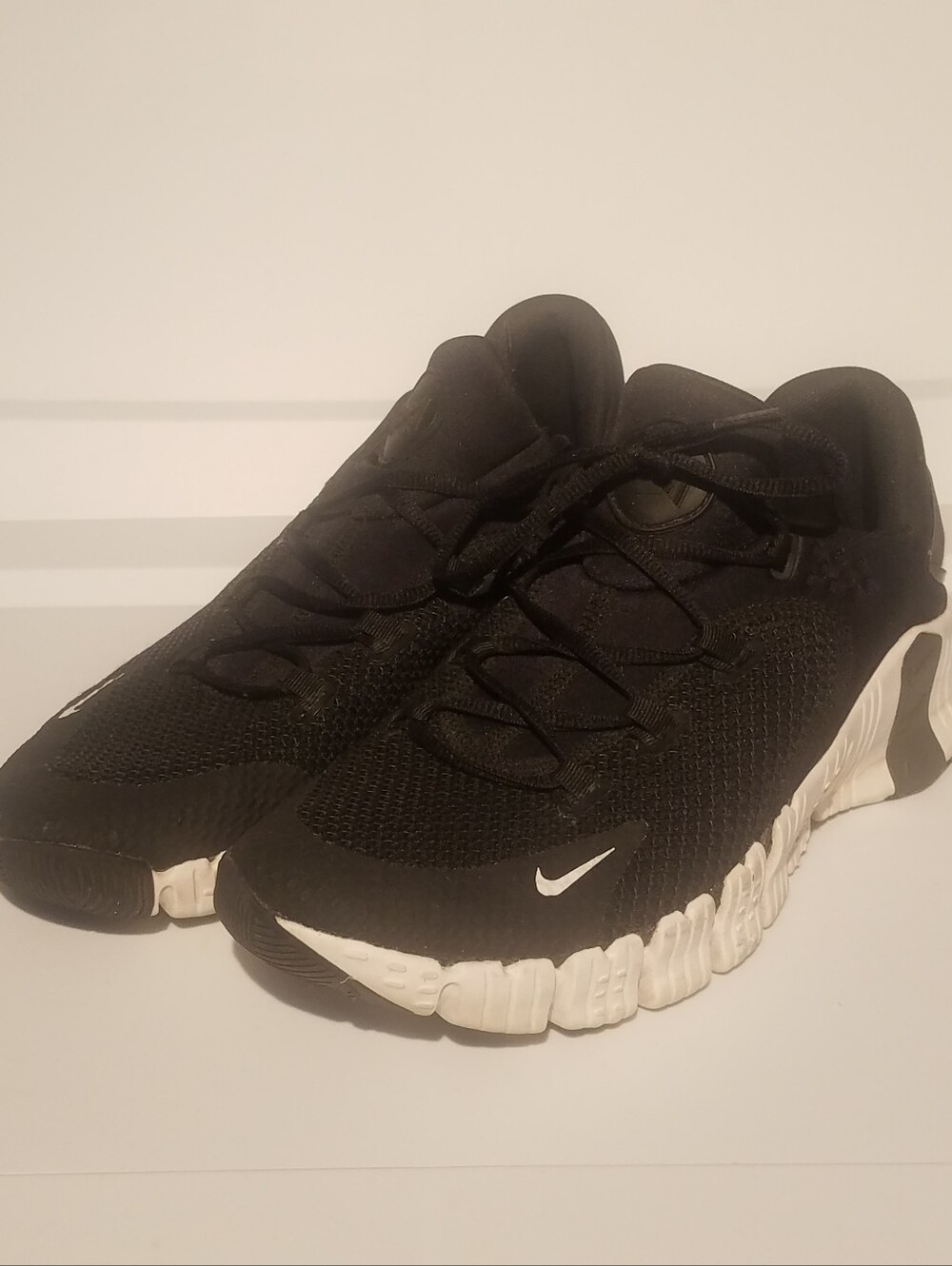 Men Metcon Free Training Shoes Black White Size 12